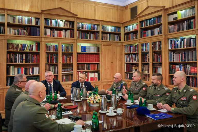 Prezydent Nawrocki - Wojsko