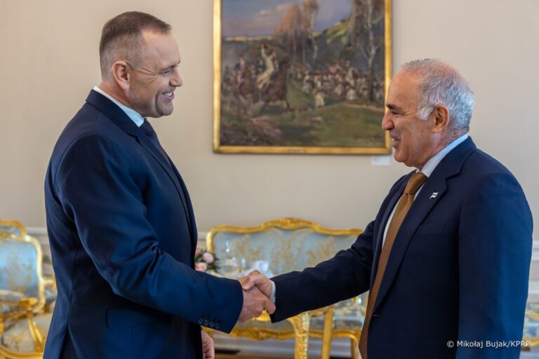 Prezydent Karol Nawrocki spotkał się z Garrim Kasparowem - Polityka