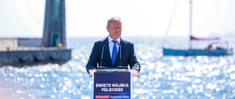 Polska zbuduje największą armię w Europie - Polityka
