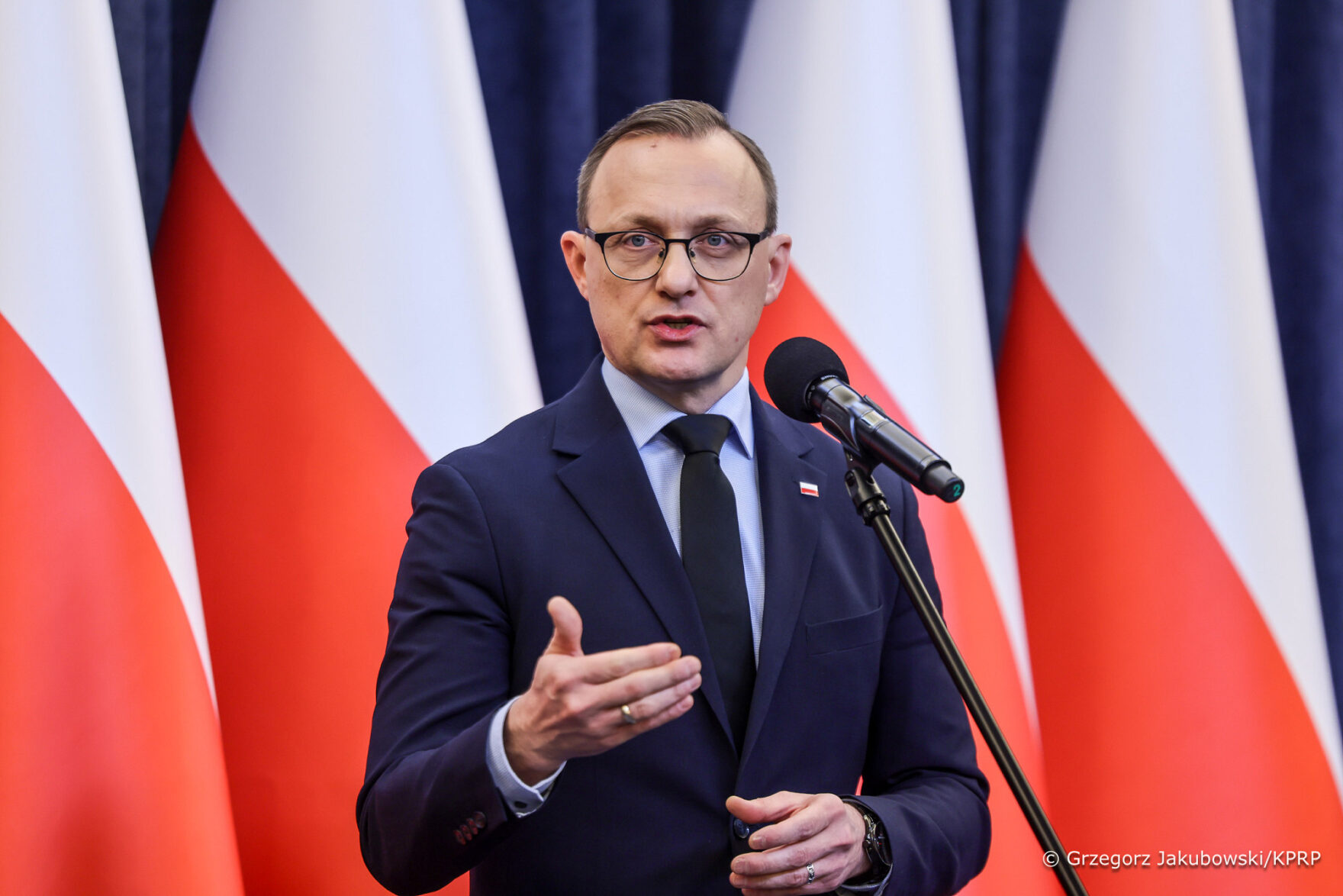 Rzecznik: Prezydent RP wsłuchuje się w głos obywateli - Polityka
