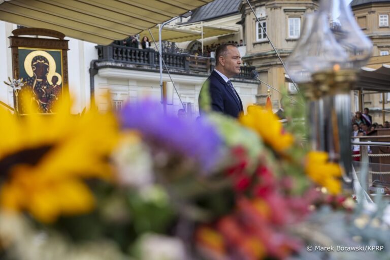 Prezydent: Rolnicy są gwarancją bezpieczeństwa Polski - Polityka