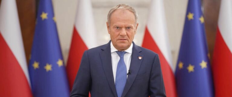 Rosja prowadzi z nami wojnę hybrydową – ostrzega premier - Polityka